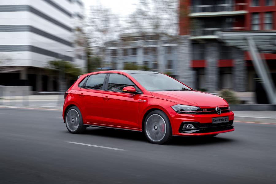  Volkswagen Polo GTI (Typ AW) 2018 года  (ZA) (фото 1 из 36)